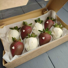 Клубника в шоколаде "Любовь"