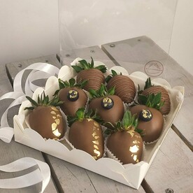 Клубника в шоколаде №15 Сладкоежка