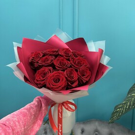 Букет из красных роз