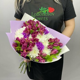 Авторский букет с хризантемами