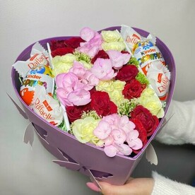 Необычная композиция со сладостями