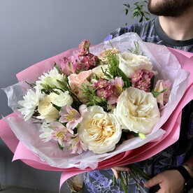 Букет с пионовидной розой «Прилив нежности»