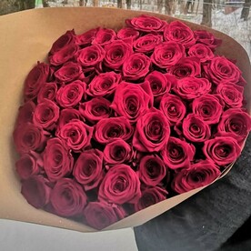 Букет 51 роза Ред Наоми