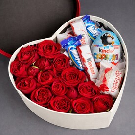 SWEETY: Сочный красный Красные розы и киндер сладости | 14 февраля | День влюблённых | День Валентина | для любимой жены девушки любовницы