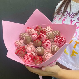Букет из клубники в шоколаде, нежно-розовый 💕 сладкий