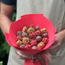 Букет из клубники в шоколаде, красный