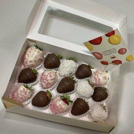 Клубника в шоколаде Pinokolada набор - 15 штук