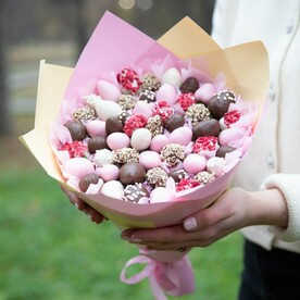 Букет из клубники Шоколадный Карнавал