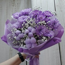 Букет из кустовой хризантемы и хлопка Фиолетовое сияние