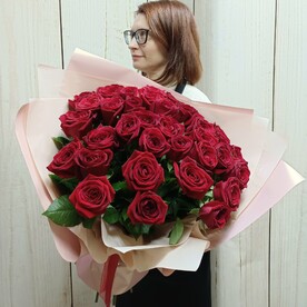 Букет из 35 роз 60 см История любви