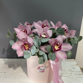 Нежная композиция из орхидей 😍