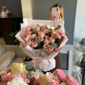 Ажурный букет из роз