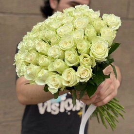 Букет из 51 розы Chantal Счастье