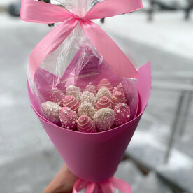Букет из клубники «Конфета»