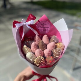 Букет из клубники «Шоколадное разнообразие»