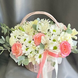 Корзина с цветами