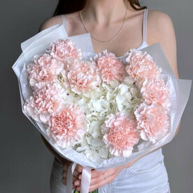 Букет Авторский Гвоздика, Гортензия