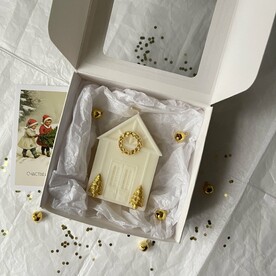 Свеча Рождественский домик