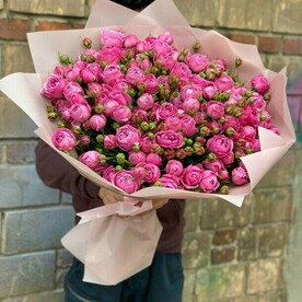 Букет пионовидных роз Мисти Баблс