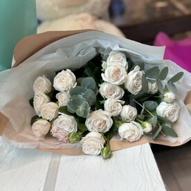 Кустовые пионовидные розы 🌹