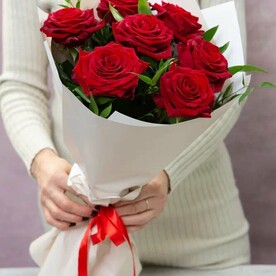 Букет из красных роз