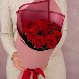 Букет из 9 красных роз