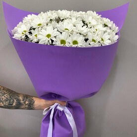 Большой букет хризантем