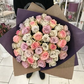 51 разноцветная Роза Эквадор