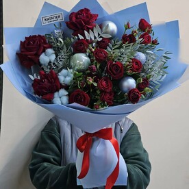 Букет зимний с розами