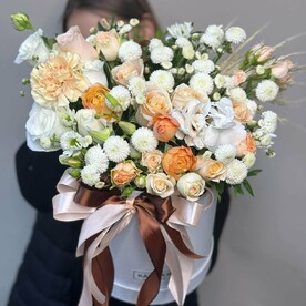 Коробочка с нежными цветами