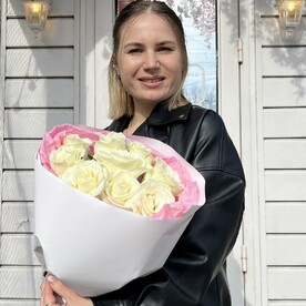 Букет из белых роз