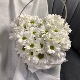 Корзинка ромашек «Любящее сердце»