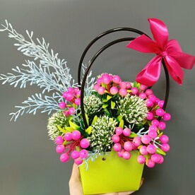 Яркие краски