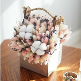 Букет сухоцветов в коробке