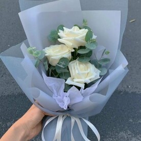 Букетик из 3х роз