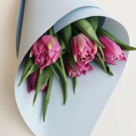 Букет-комплимент из тюльпанов
