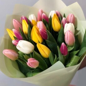 Букет тюльпанов «Яркая Весна»