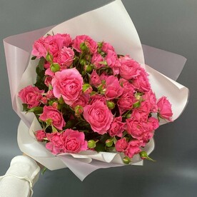 Букет кустовых роз