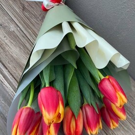 Букет тюльпанов на 8 марта