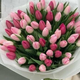 Букет тюльпанов «Тени розового»