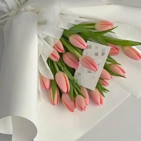 Букет тюльпанов на 8 марта