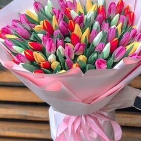 Букет из 101 тюльпана «Радуга»