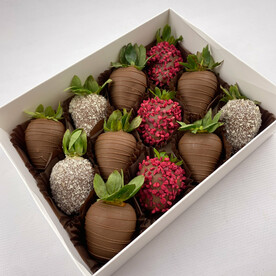 Клубника в Бельгийском шоколаде с шипучей карамелью