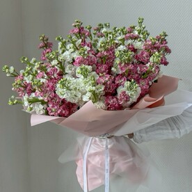 Букет из маттиолы