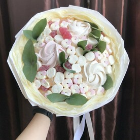 'Неженка" - букет из зефира и маршмеллоу