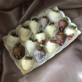 Подарочный набор клубники в шоколаде
