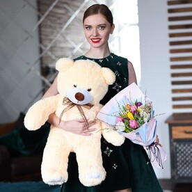 Букет тюльпанов с лимониумом и мишкой 50 см