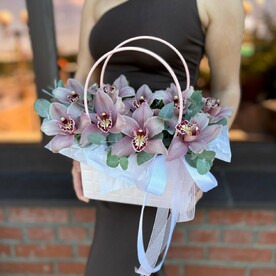 Сумочка «Летний вечер» из орхидей