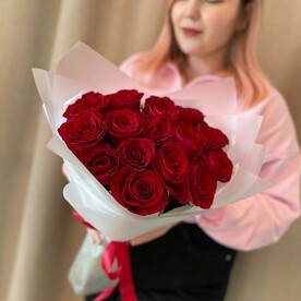 15 красных роз кения "Доброе утро"