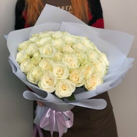 Букет белых роз